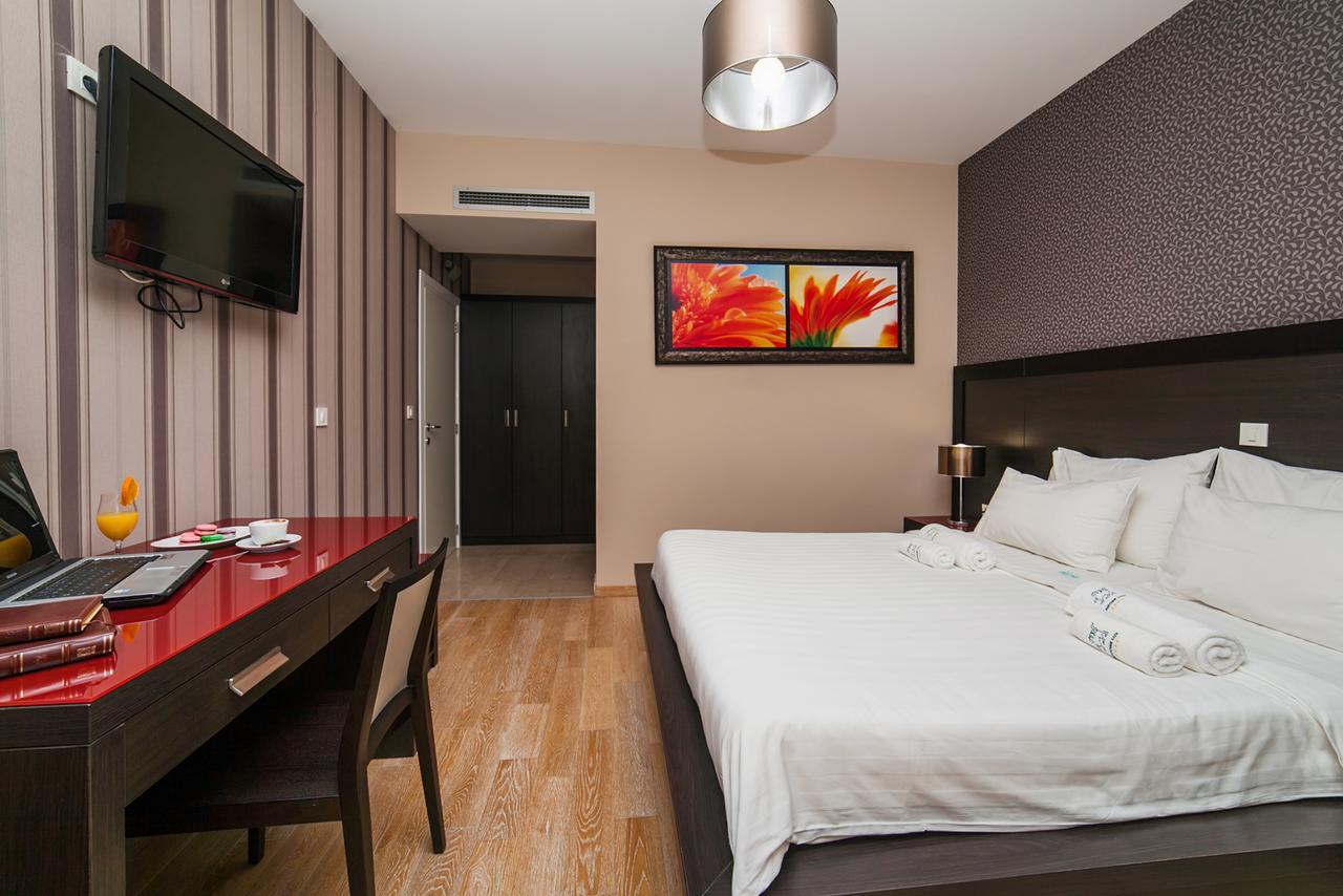 Apartments Grifone Lux Herceg Novi Exterior foto