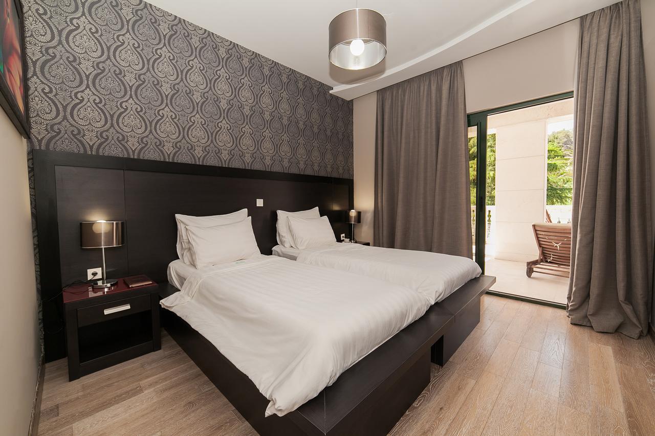 Apartments Grifone Lux Herceg Novi Exterior foto